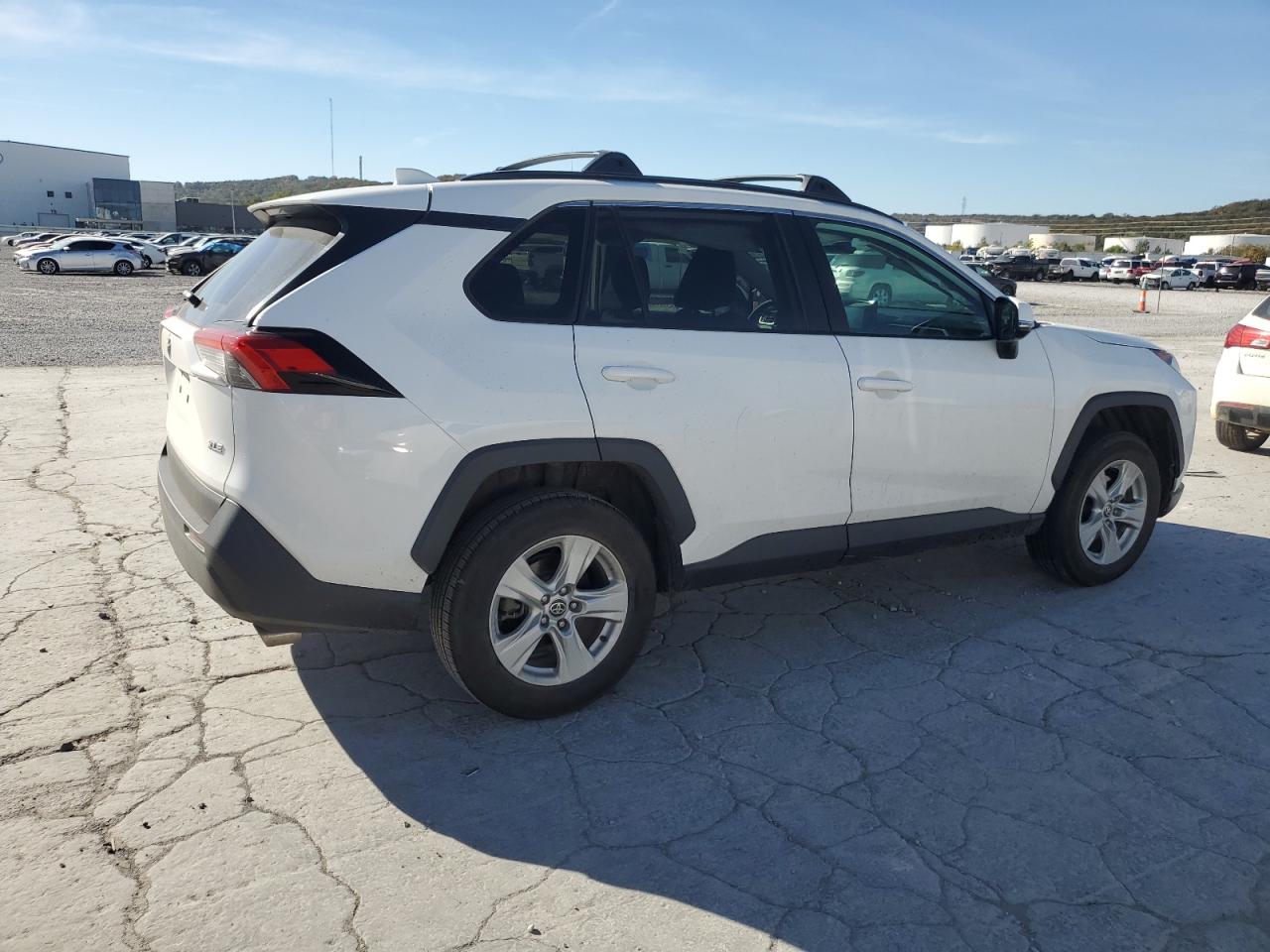 TOYOTA RAV4 XLE