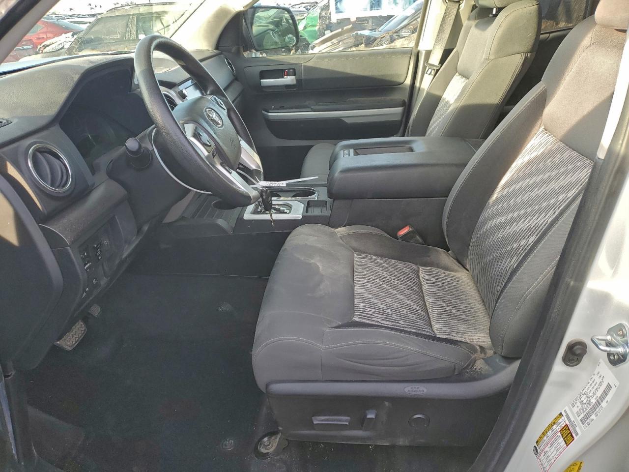 TOYOTA TUNDRA DOUBLE CAB SR