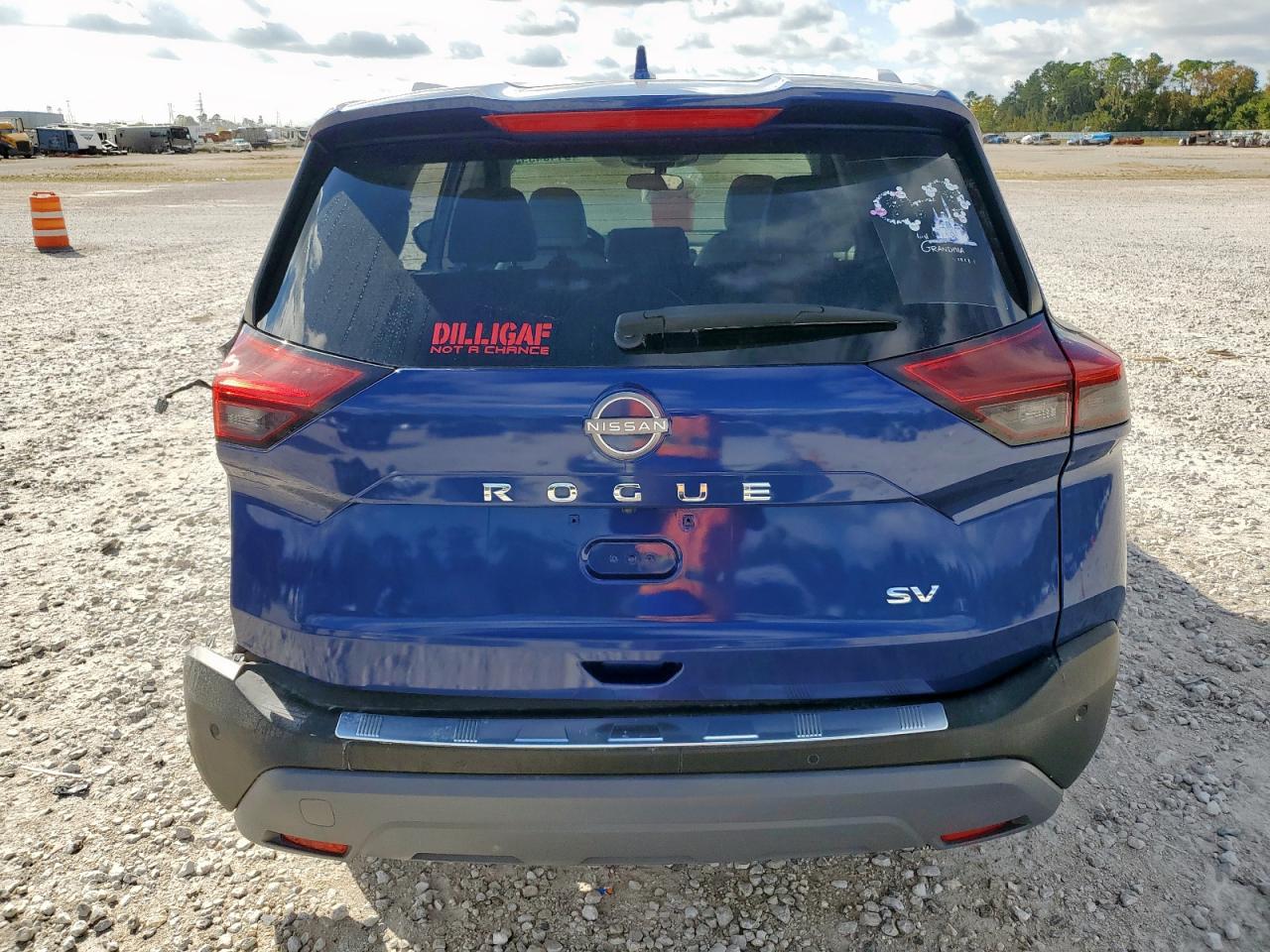 NISSAN ROGUE SV