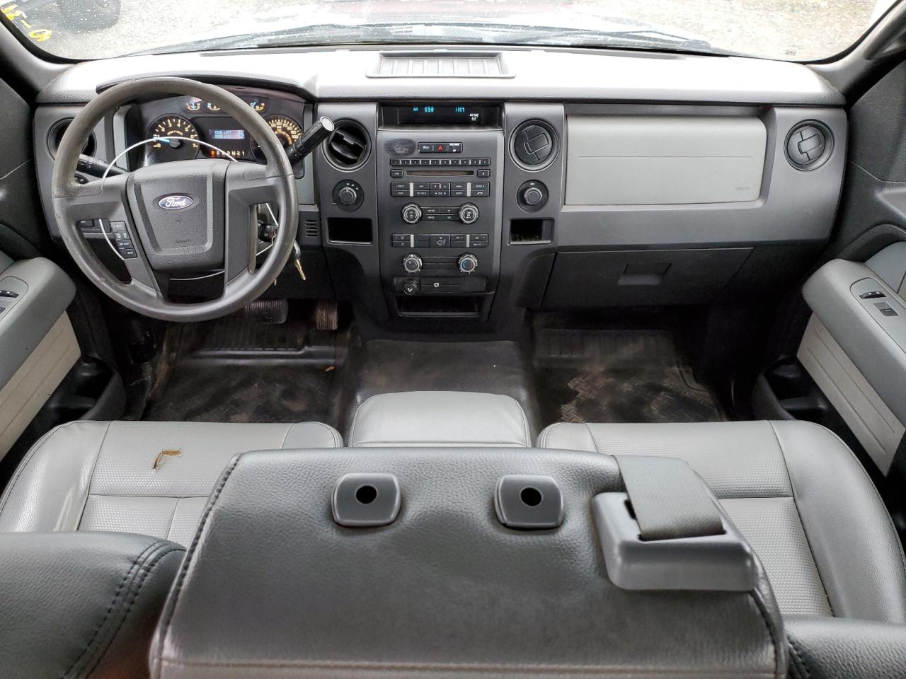 FORD F-150 SUPER CAB