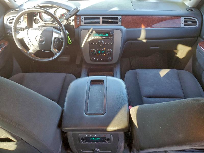 2013 GMC YUKON SLE #3302085148