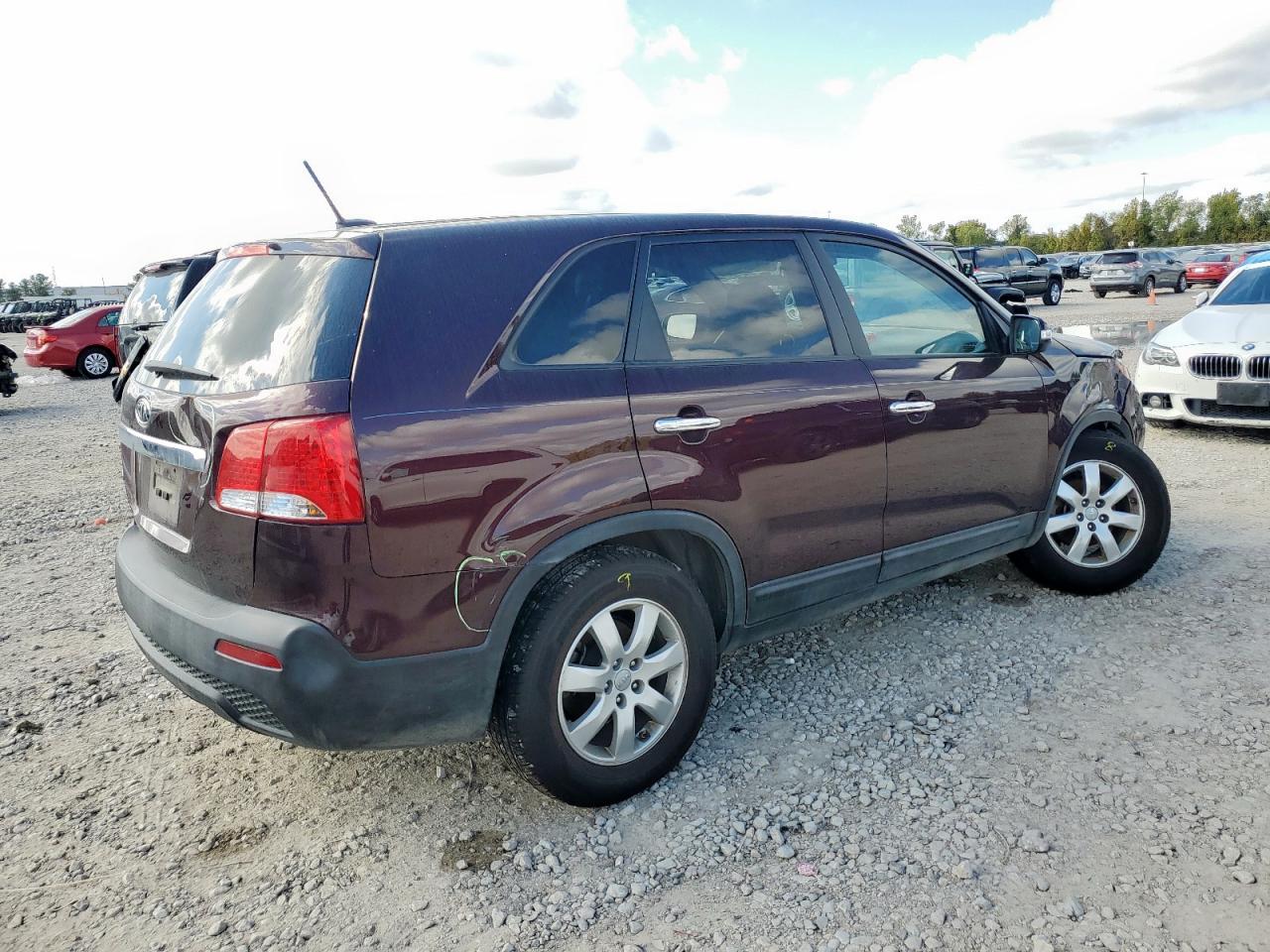 KIA SORENTO LX