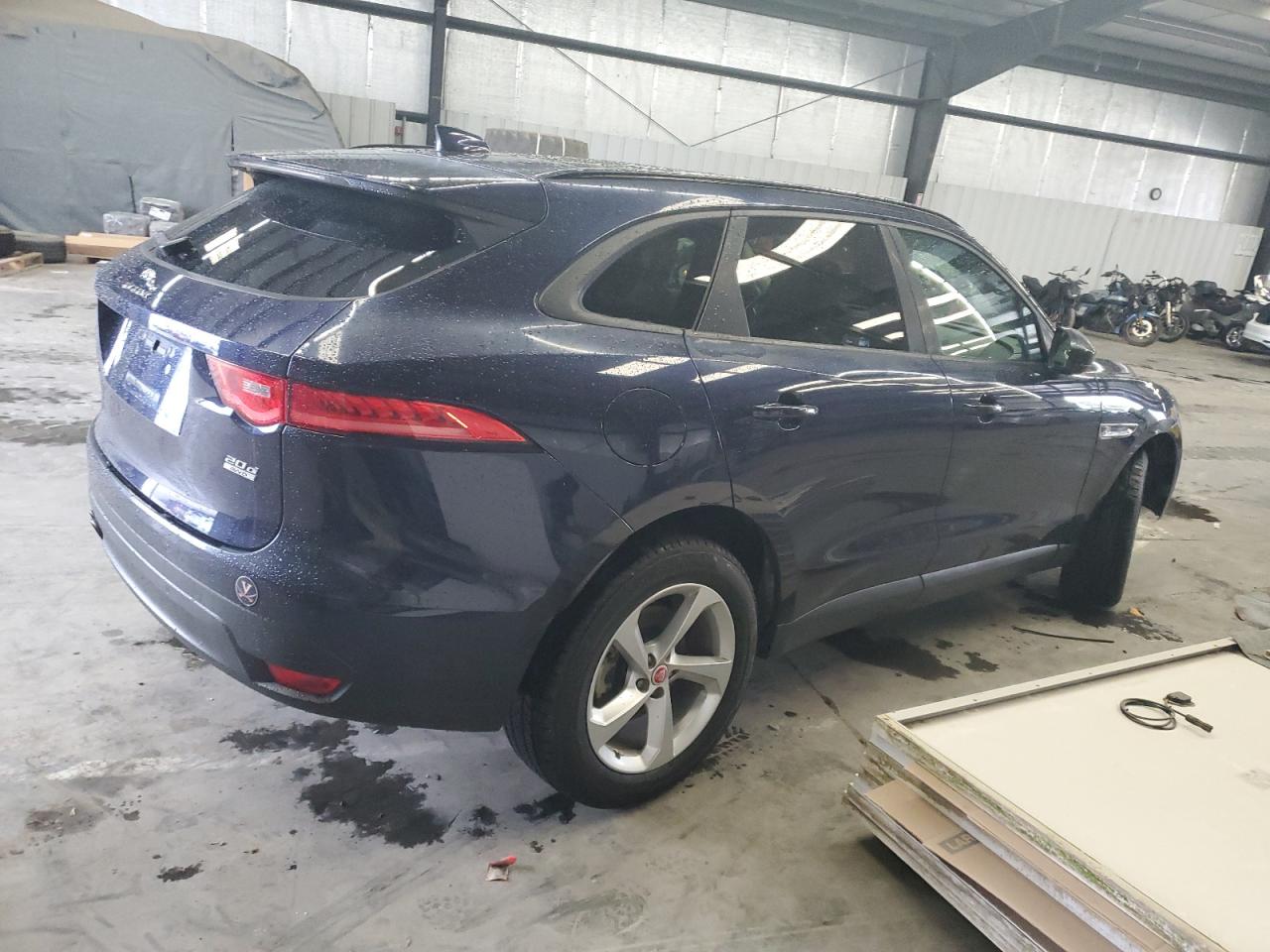 Lot #3310311990 2017 JAGUAR F-PACE PRE