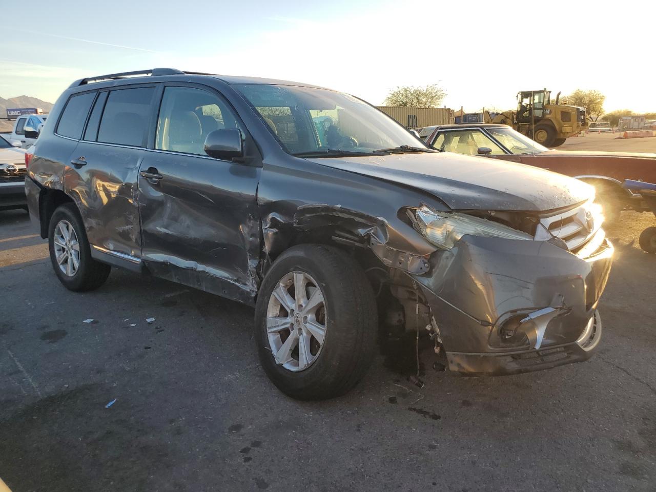 TOYOTA HIGHLANDER BASE