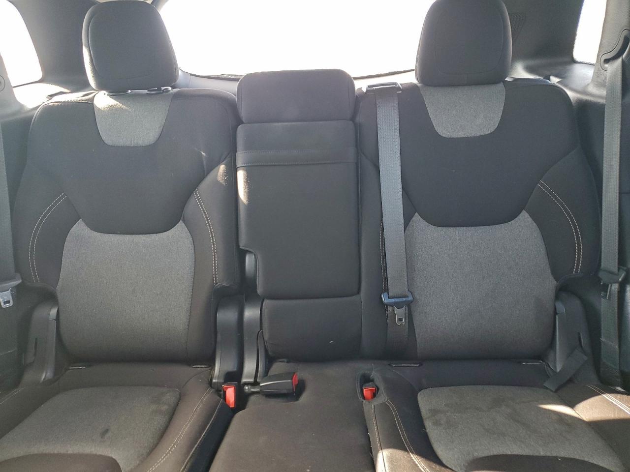 JEEP GRAND CHEROKEE SPORT