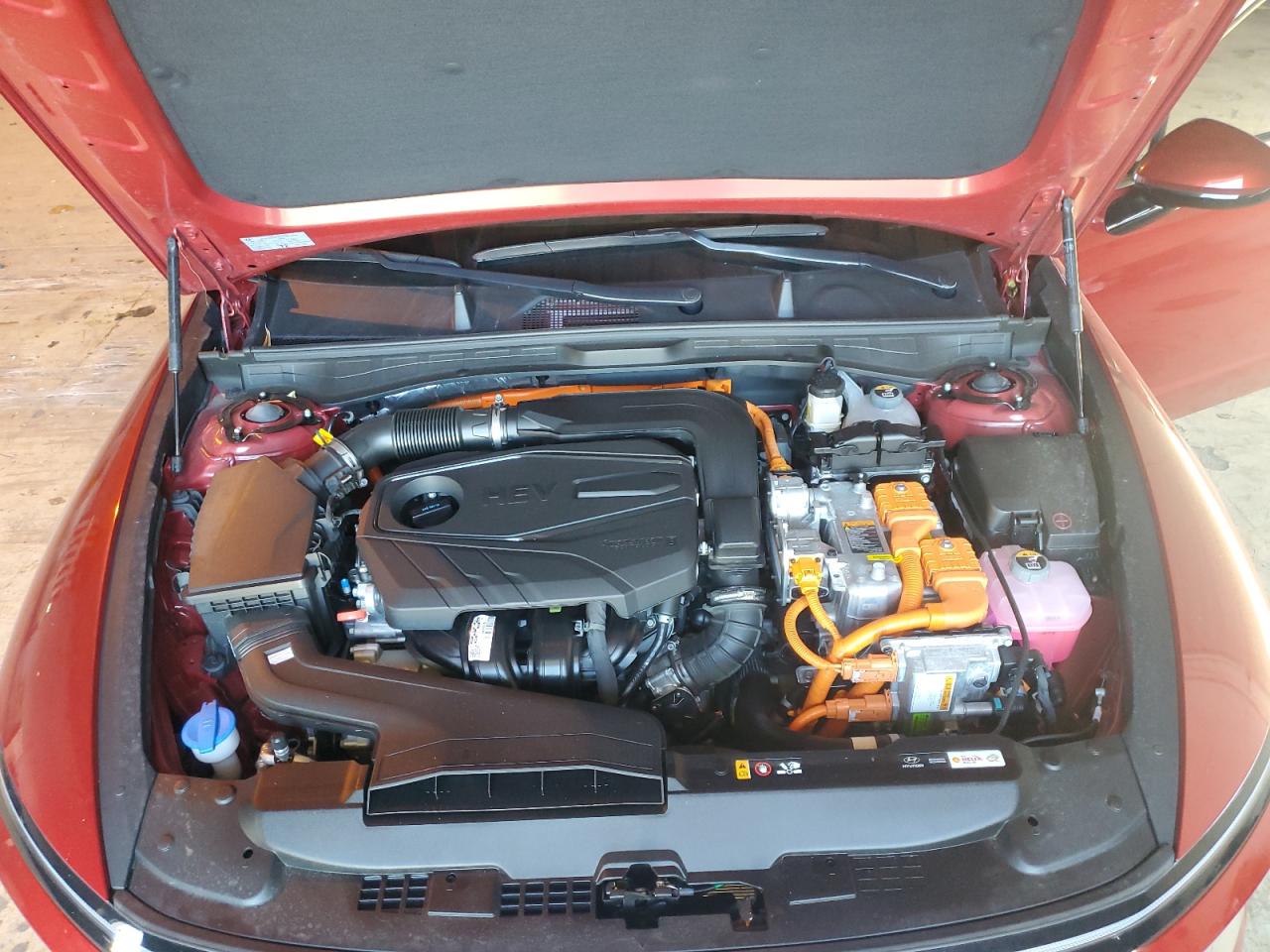 HYUNDAI SONATA HYBRID