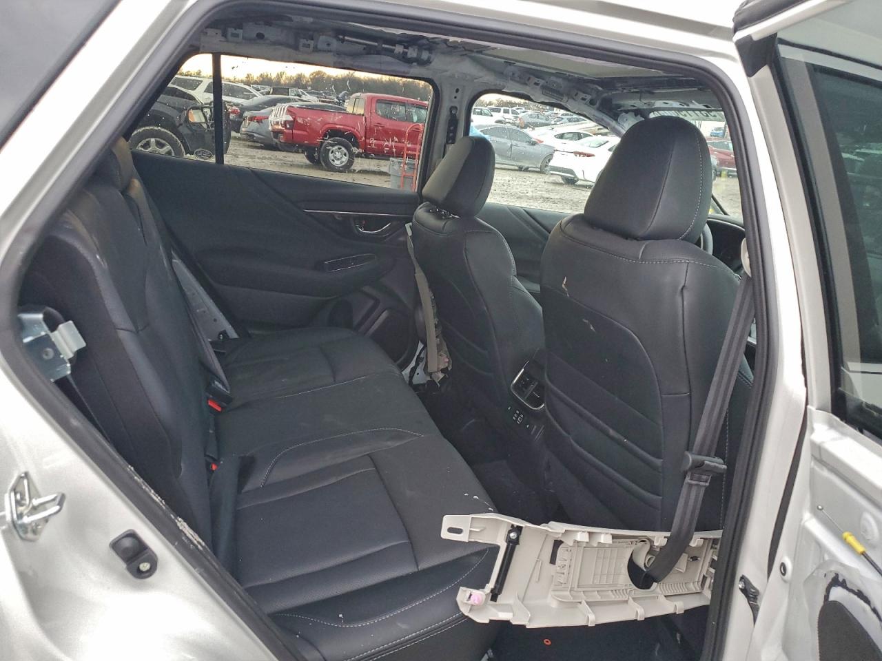 SUBARU OUTBACK LIMITED