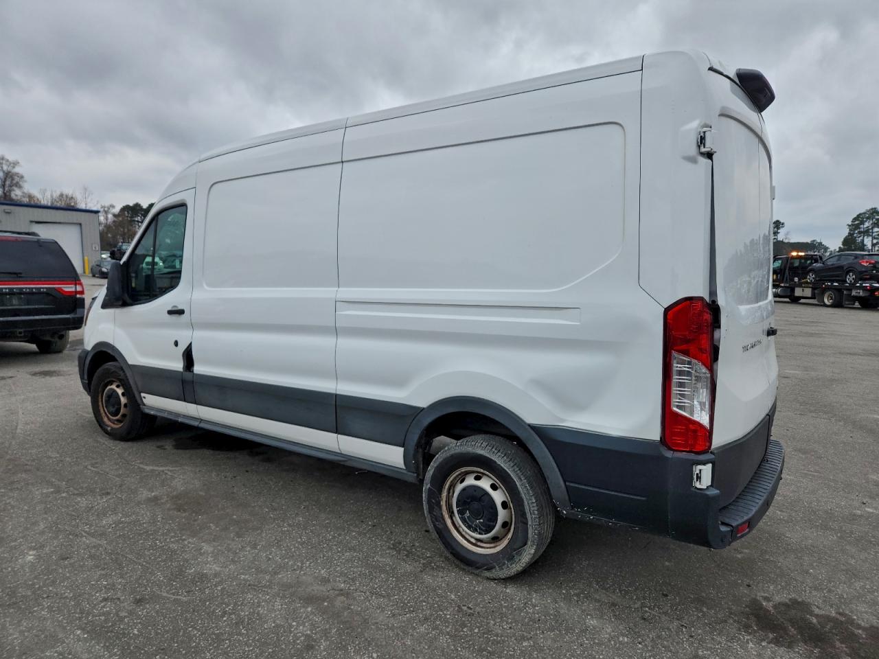 FORD TRANSIT T-250