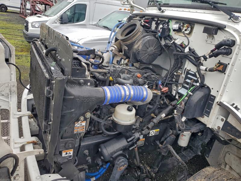 2018 PETERBILT 337 #3296383640