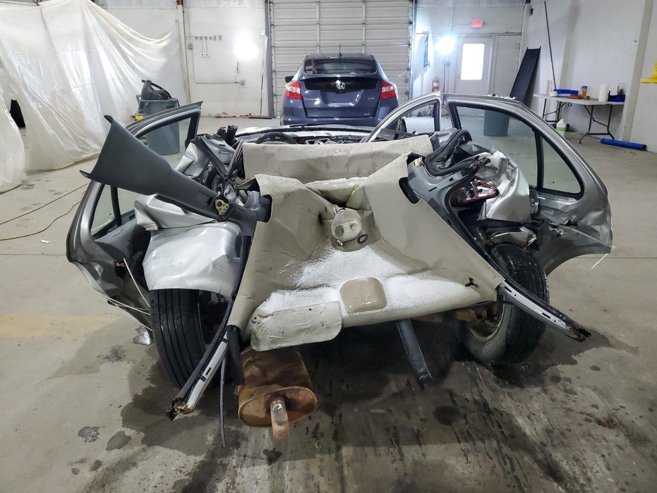 Lot #3303639942 2004 CHEVROLET CAVALIER L