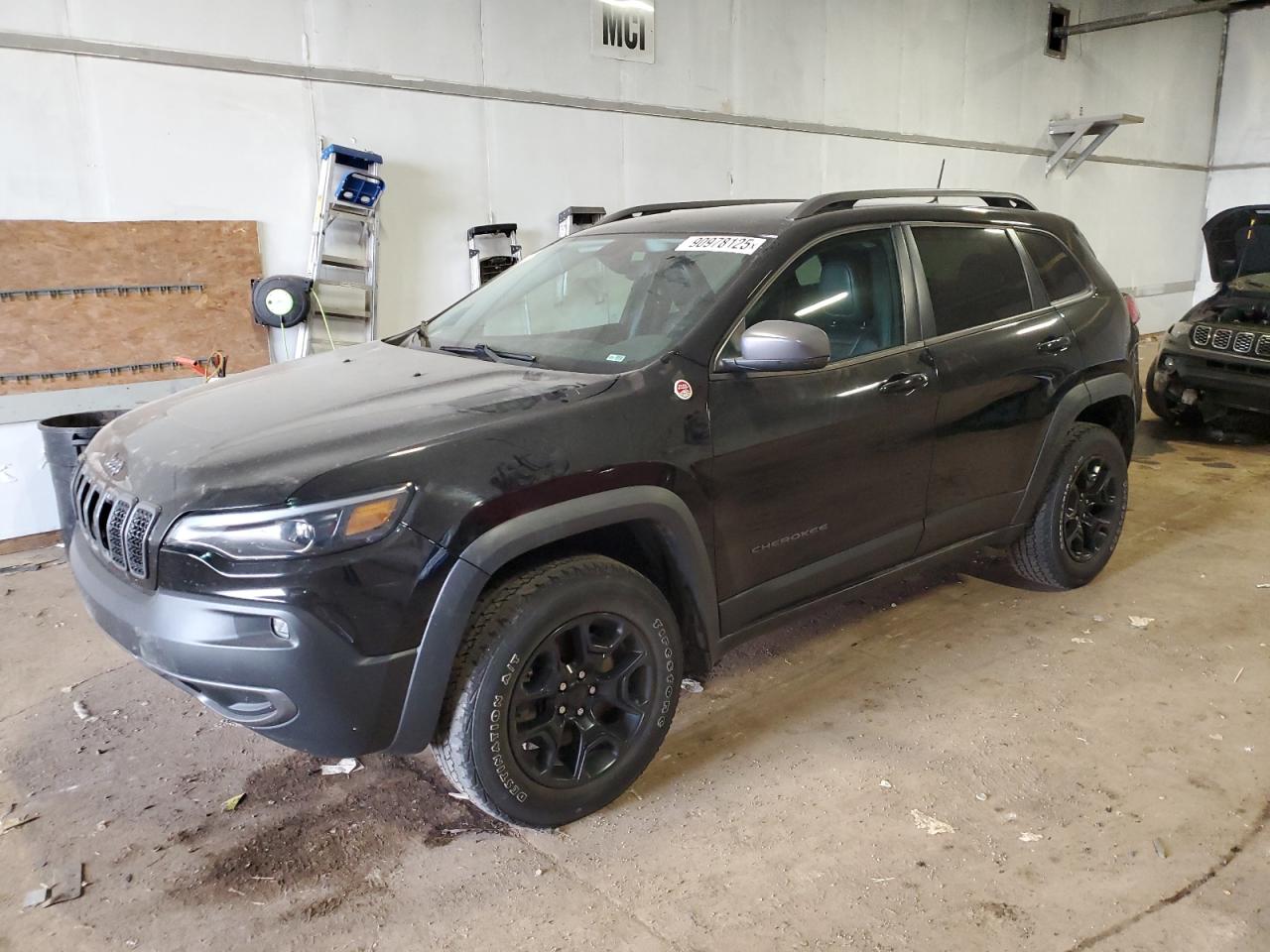 JEEP CHEROKEE TRAILHAWK