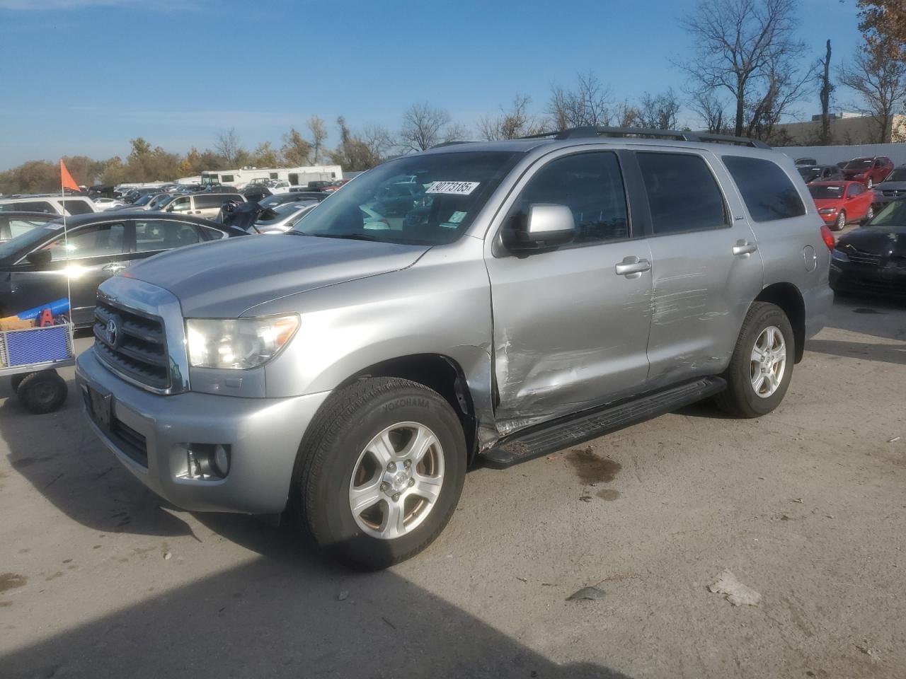 TOYOTA SEQUOIA SR5