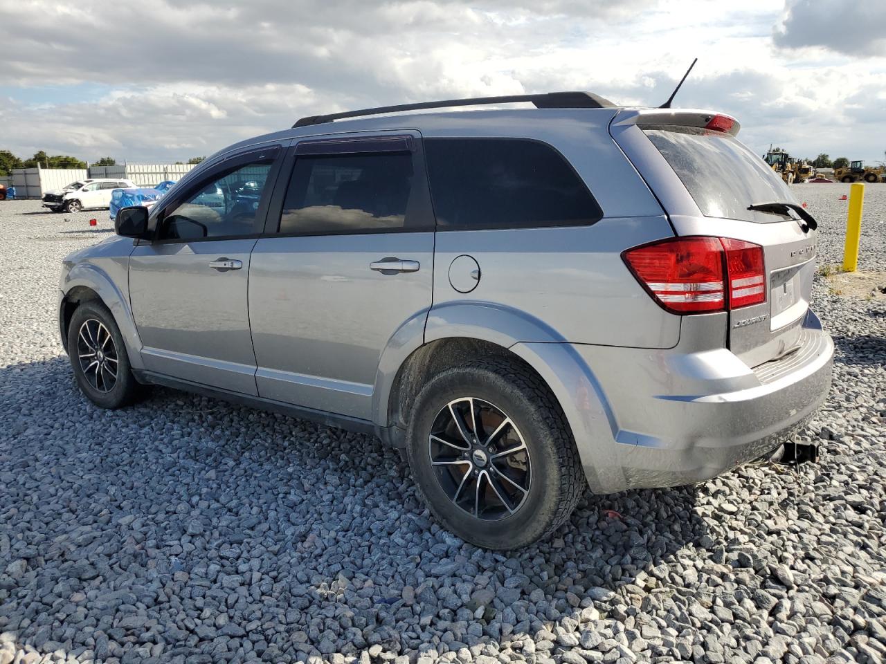 DODGE JOURNEY SE