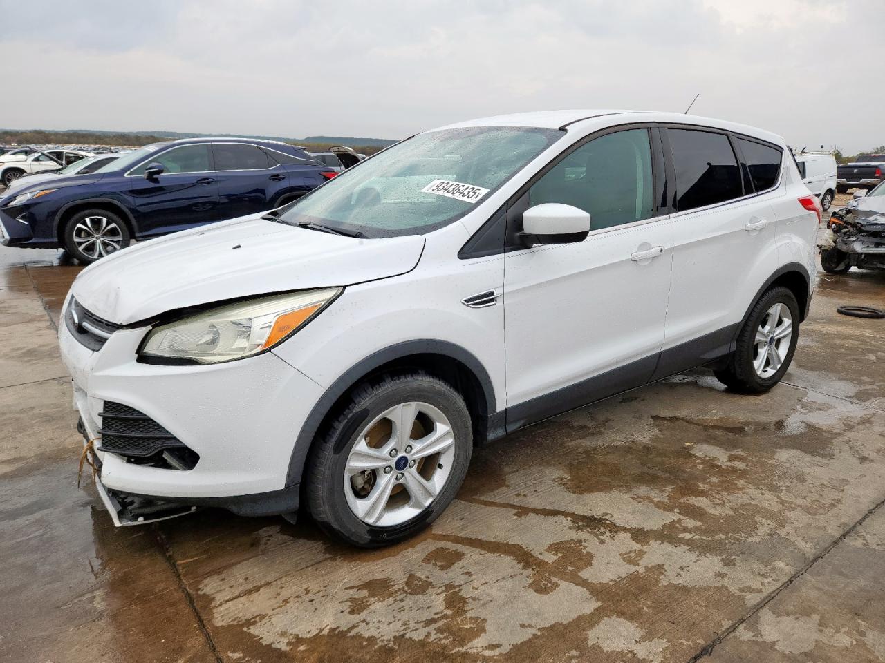 FORD ESCAPE SE