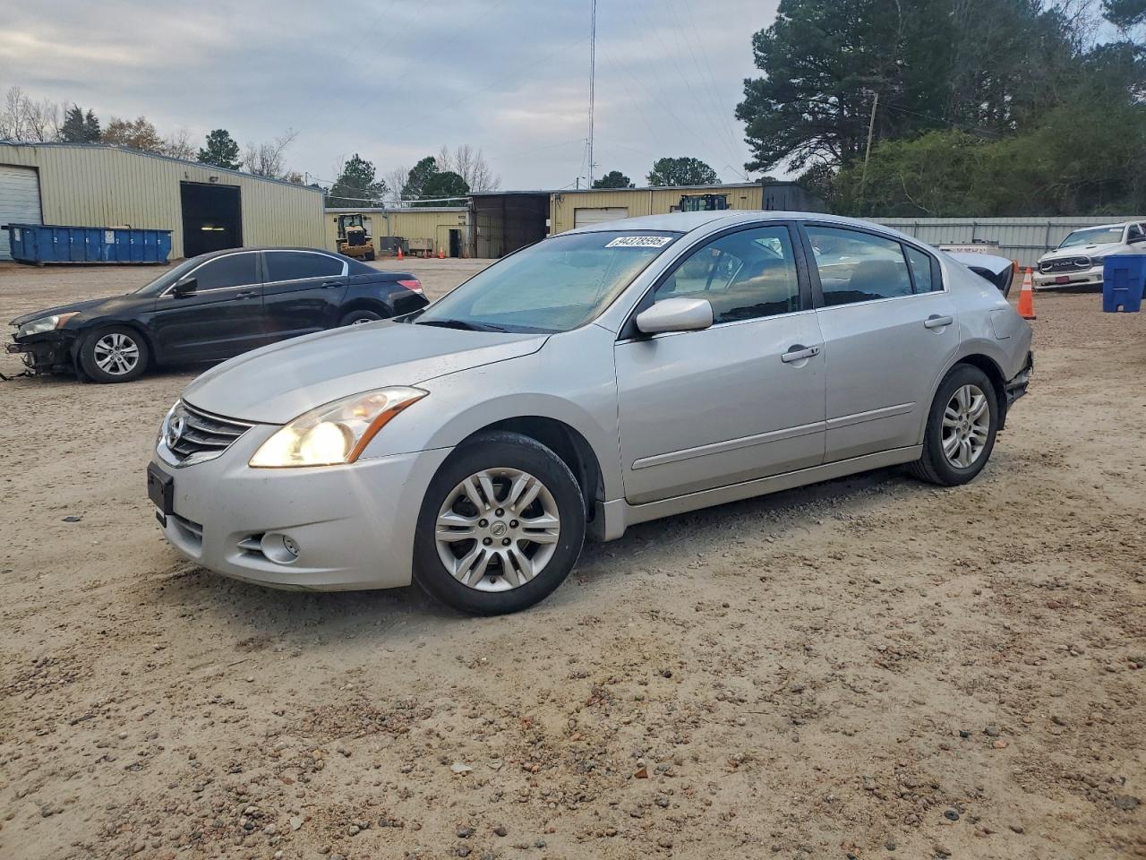 NISSAN ALTIMA BASE
