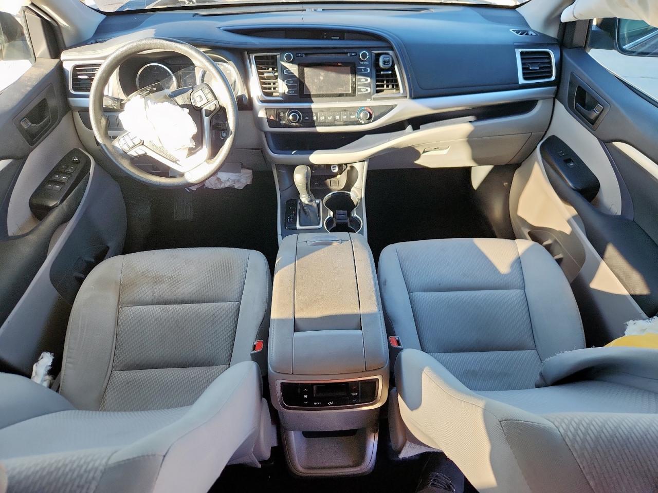 TOYOTA HIGHLANDER LE