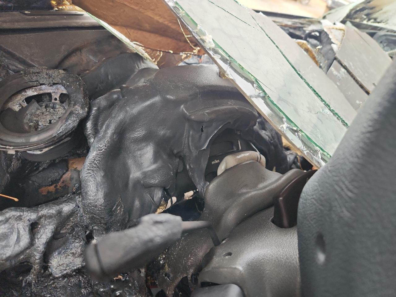 Lot #3301778354 2003 SPRINTER 2500 MB CRUISER