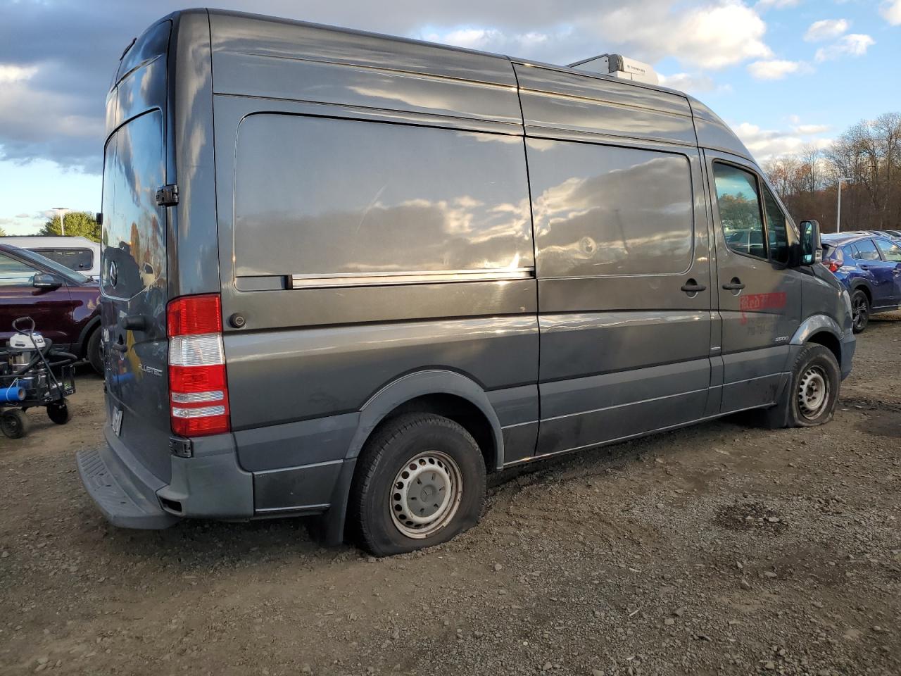 MERCEDES-BENZ SPRINTER 2500
