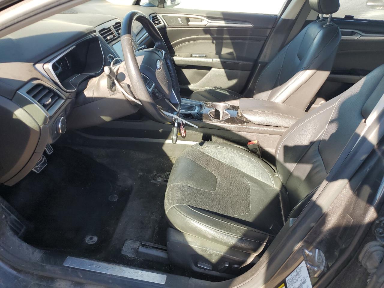 FORD FUSION TITANIUM