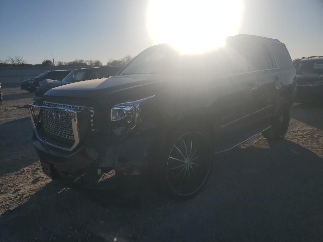 GMC YUKON DENALI