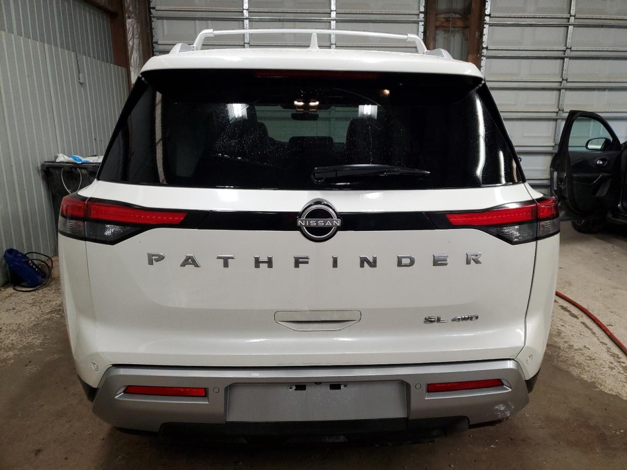 NISSAN PATHFINDER SL