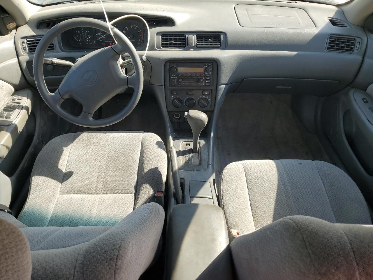 Lot #3312485618 2001 TOYOTA CAMRY CE