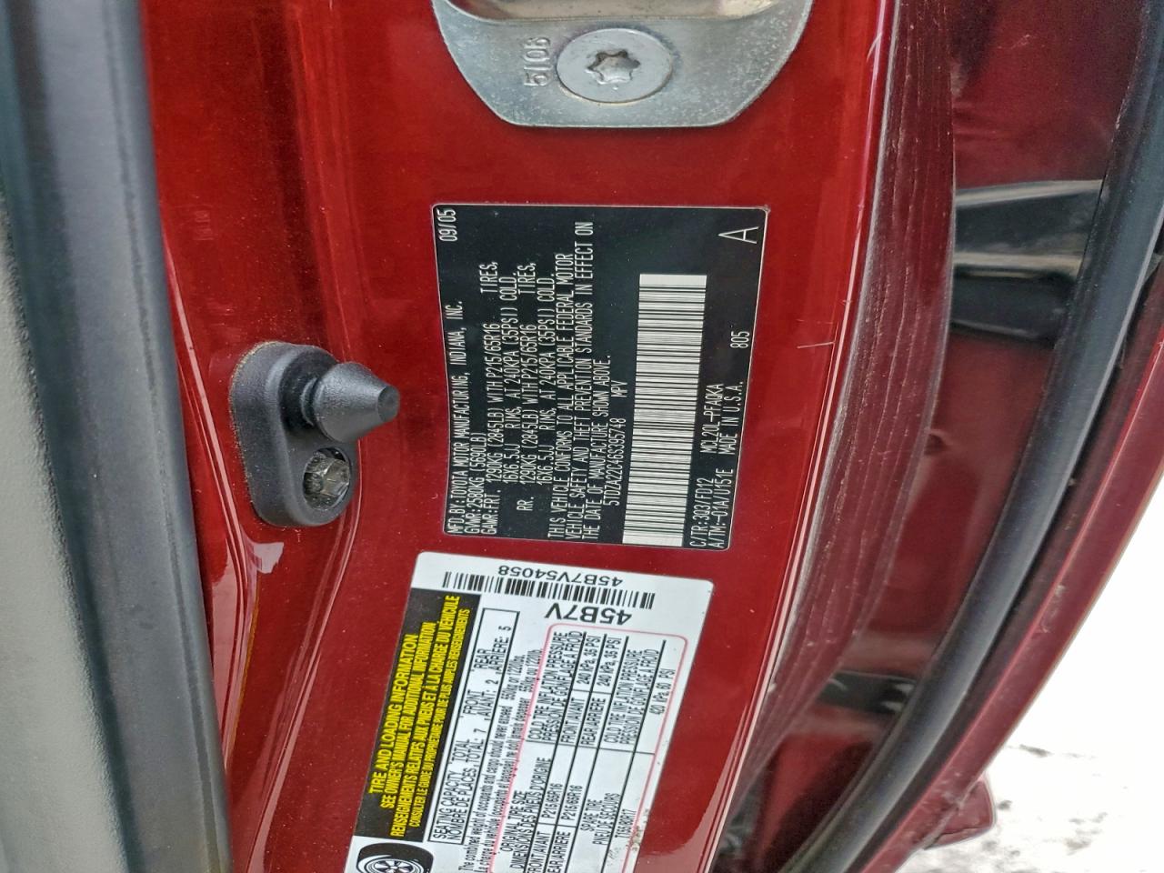 Lot #3296509682 2006 TOYOTA SIENNA XLE