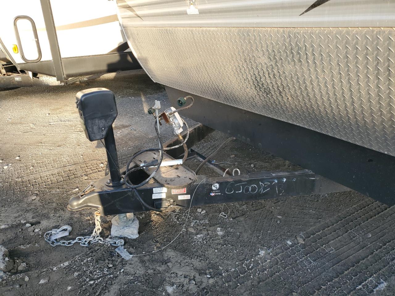 Lot #3291437156 2016 Z1 CROSSROADS