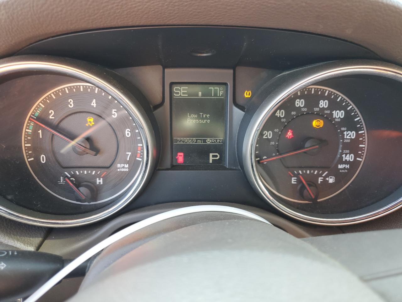 JEEP GRAND CHEROKEE LAREDO