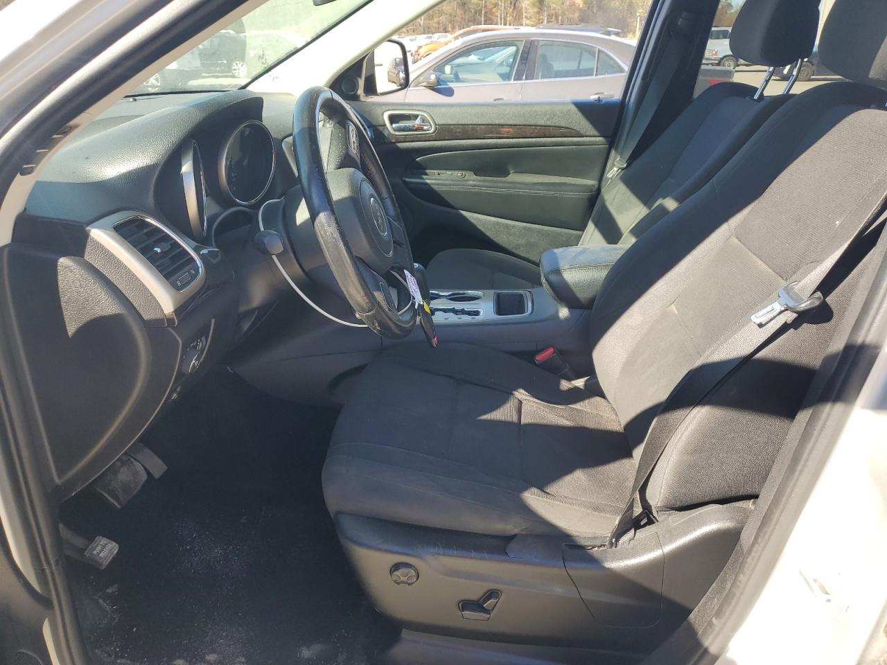 JEEP GRAND CHEROKEE LAREDO