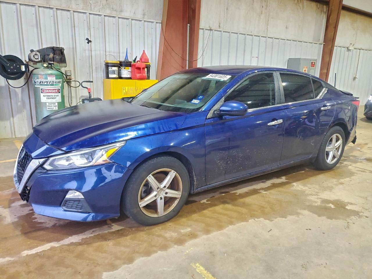 NISSAN ALTIMA S