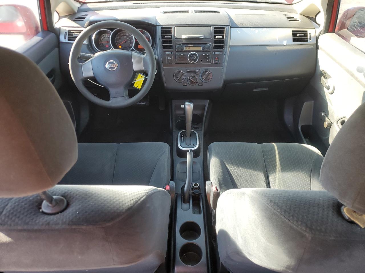 NISSAN VERSA S