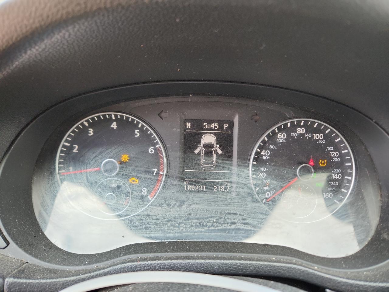 VOLKSWAGEN PASSAT SE