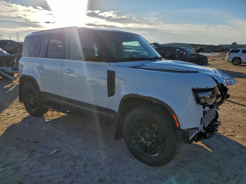 2024 LAND ROVER DEFENDER 1 #3301735333