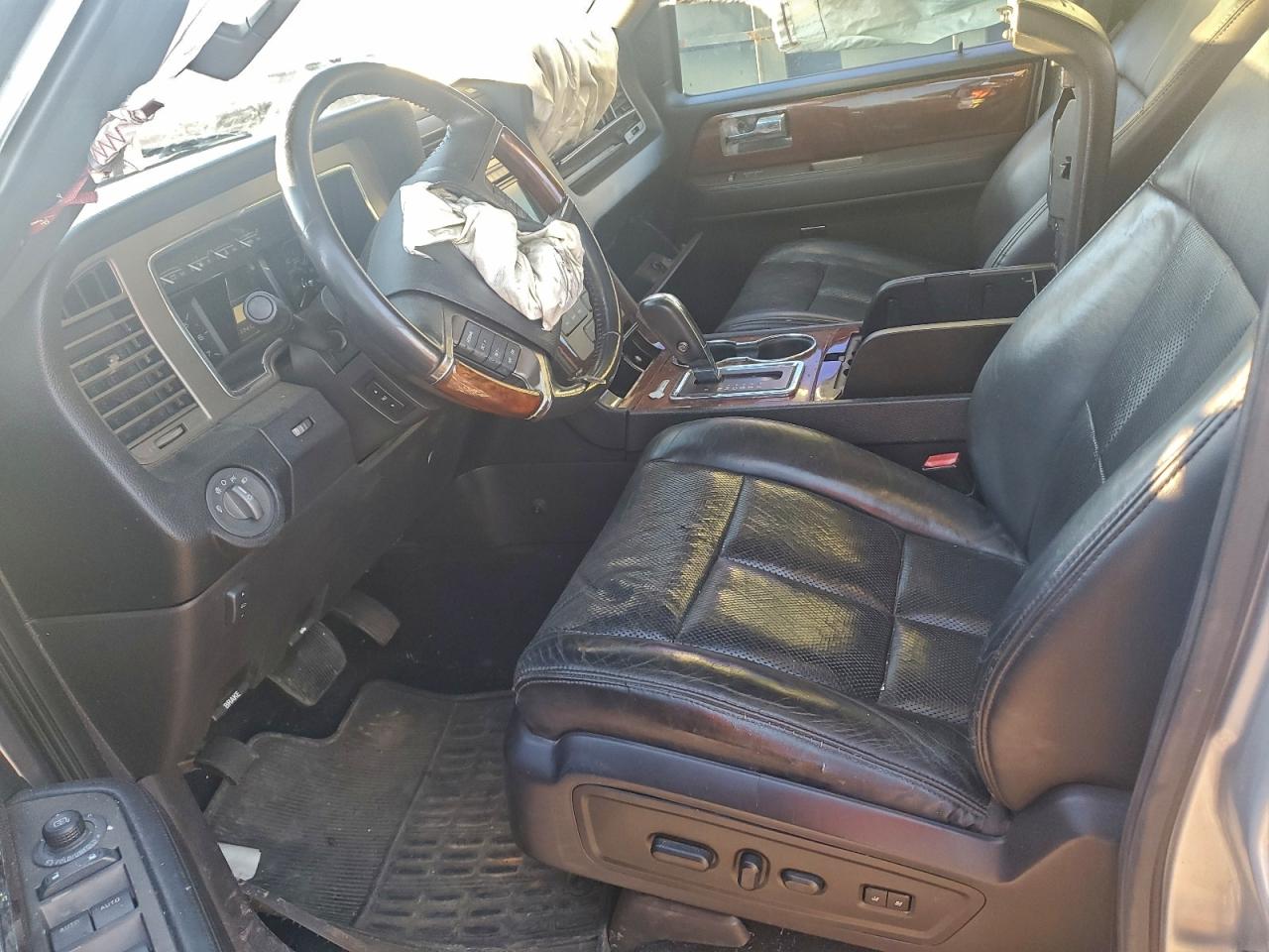 Lot #3311703217 2011 LINCOLN NAVIGATOR