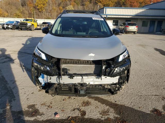 2025 NISSAN ROGUE SV #3301747372