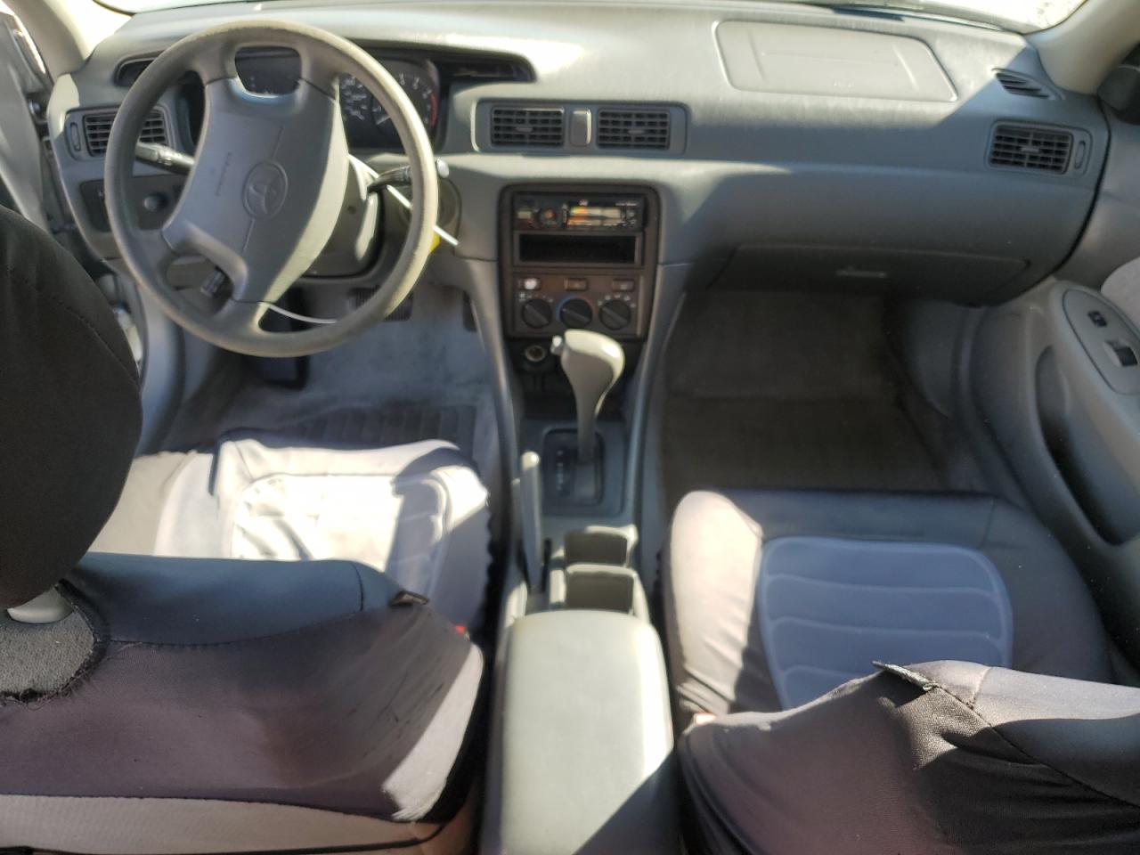 Lot #3285126403 2001 TOYOTA CAMRY CE