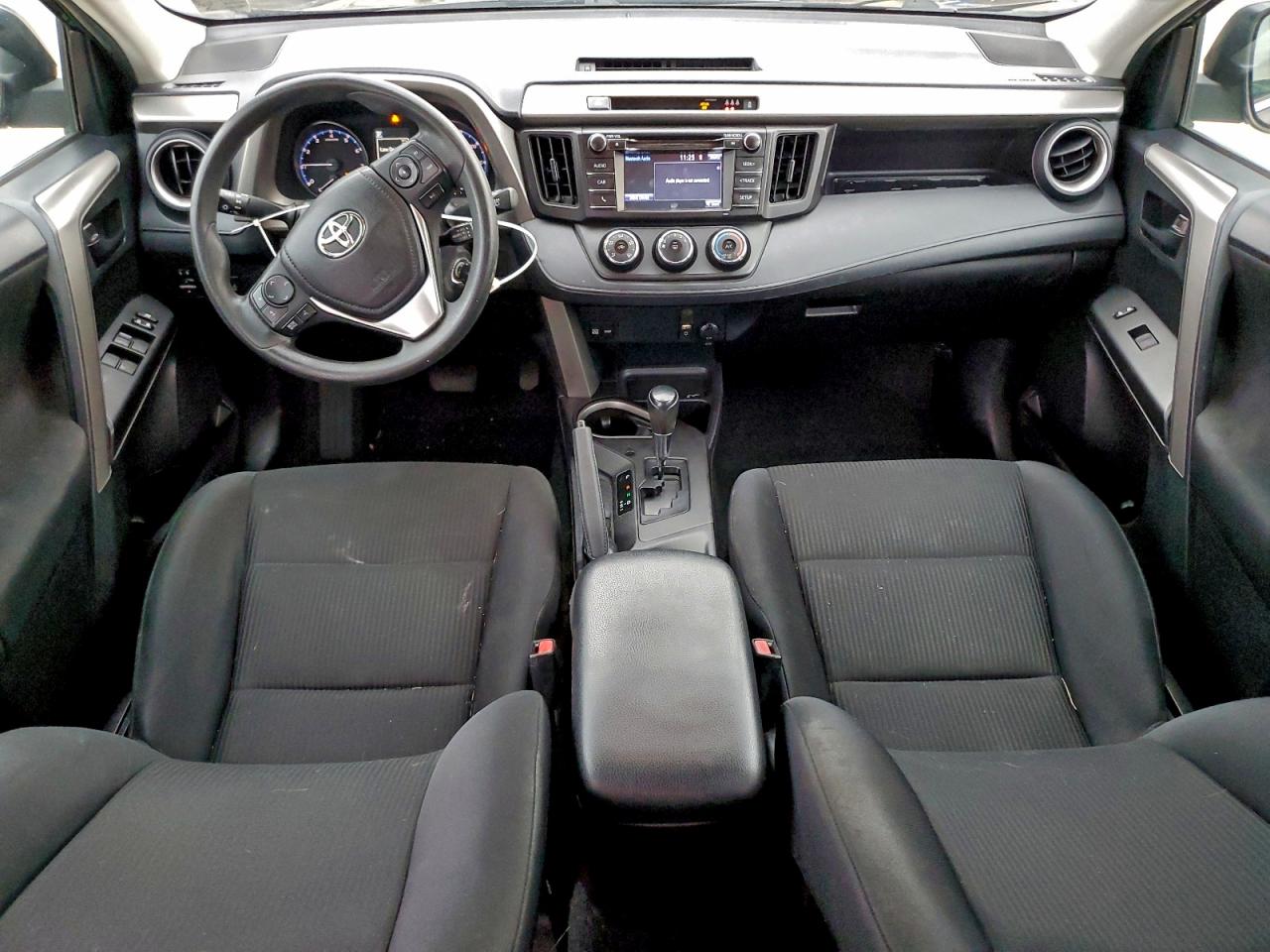 TOYOTA RAV4 LE