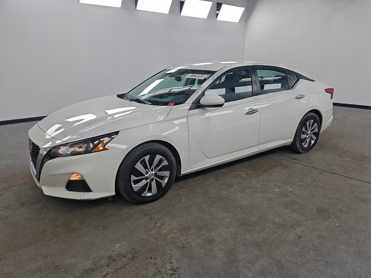 Lot #3302732013 2022 NISSAN ALTIMA S