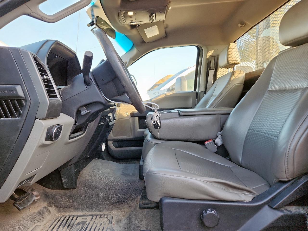 FORD F-350 SUPER DUTY