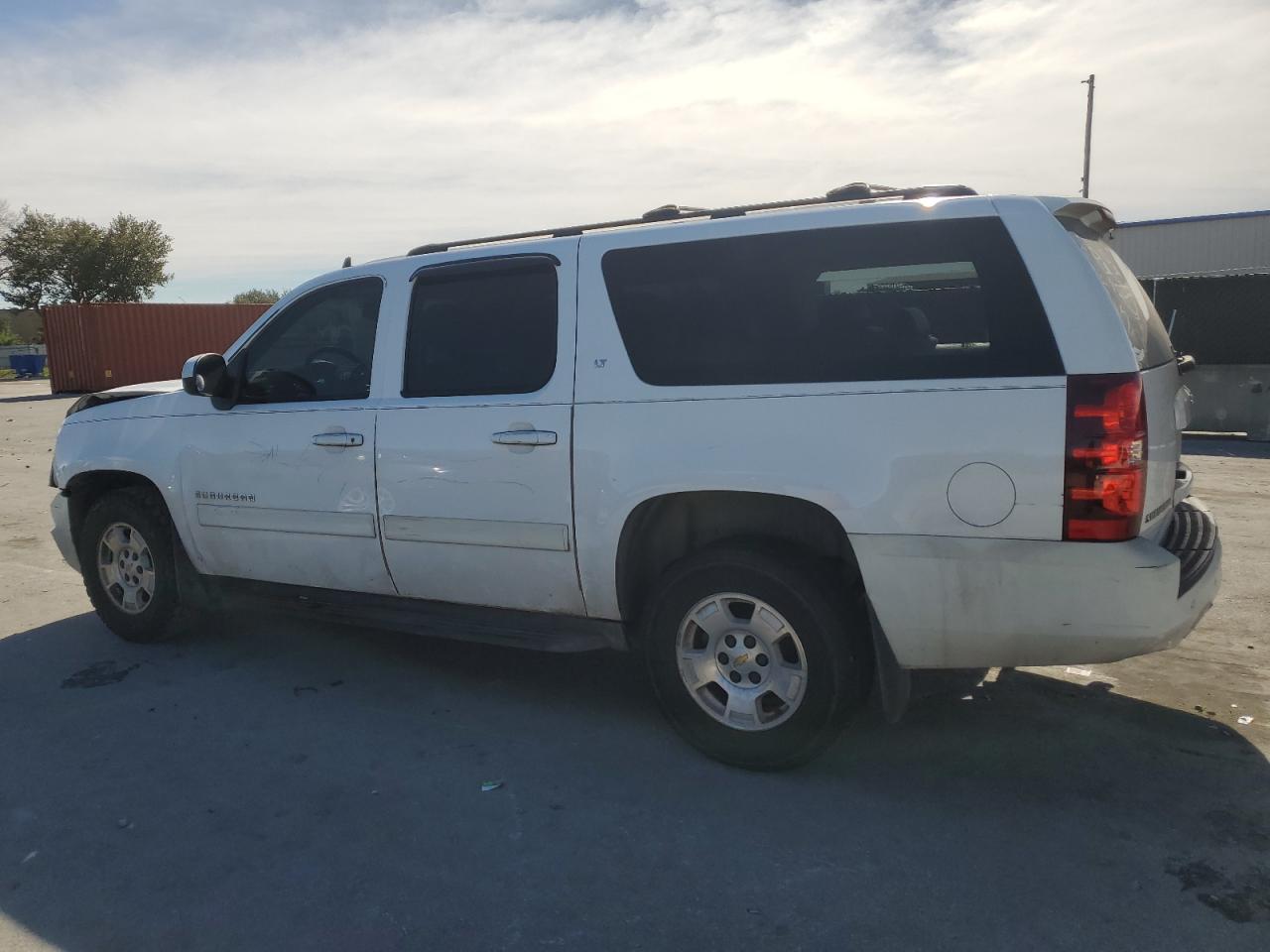 CHEVROLET SUBURBAN C1500 LT