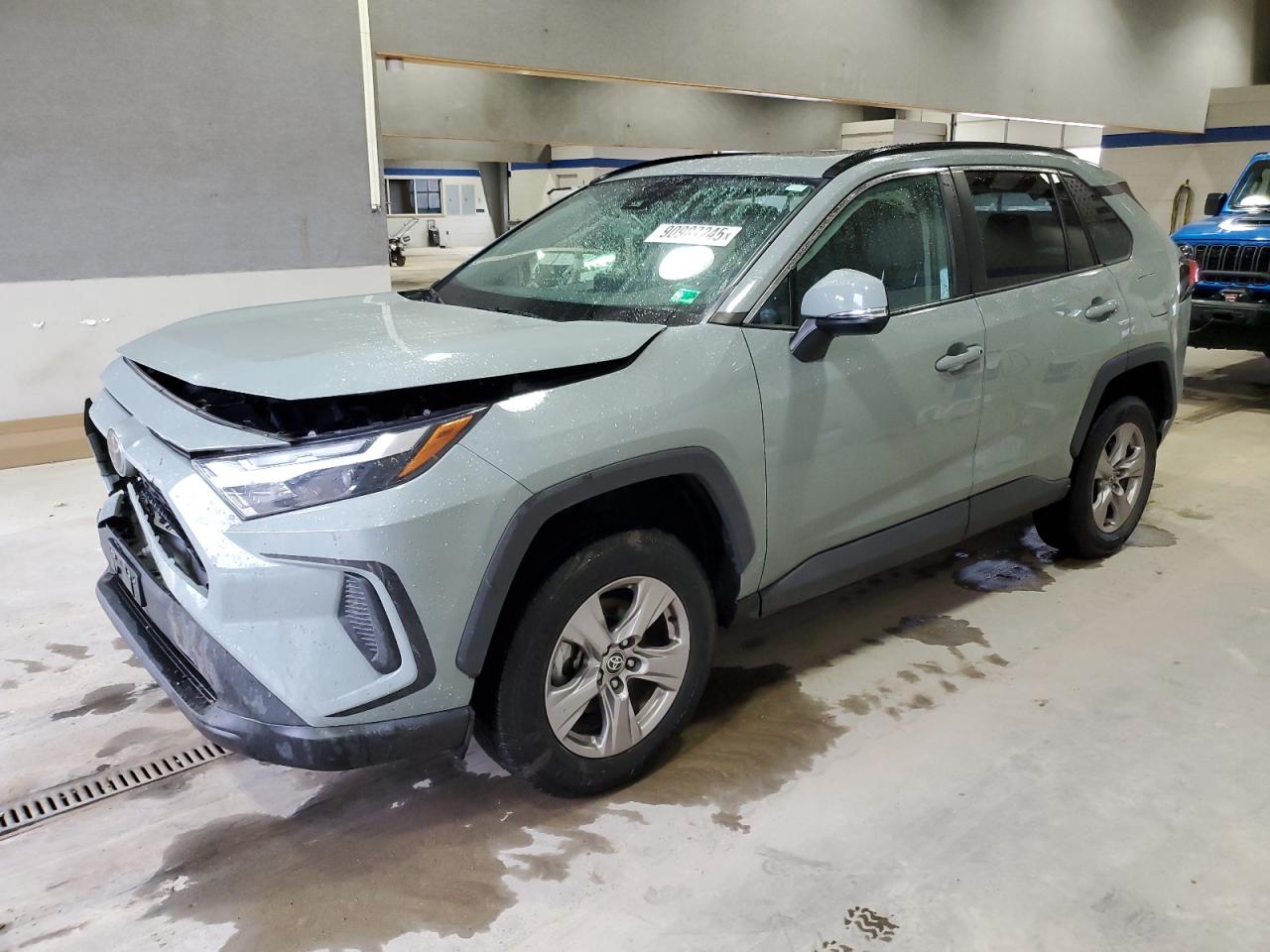 TOYOTA RAV4 XLE