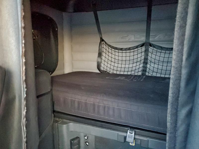 2019 FREIGHTLINER CASCADIA 1 #3296890877