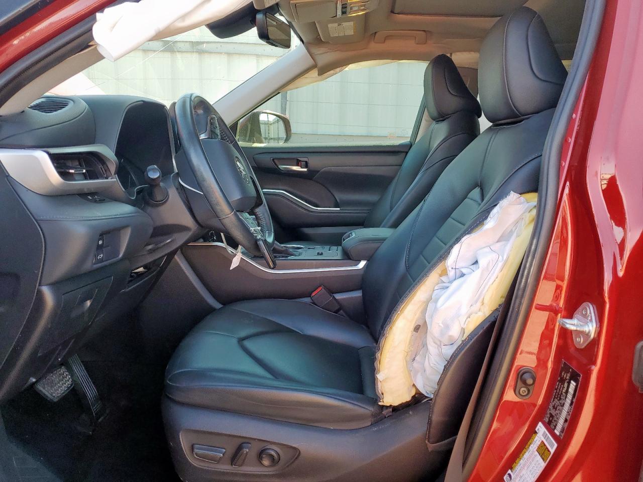 TOYOTA HIGHLANDER XLE