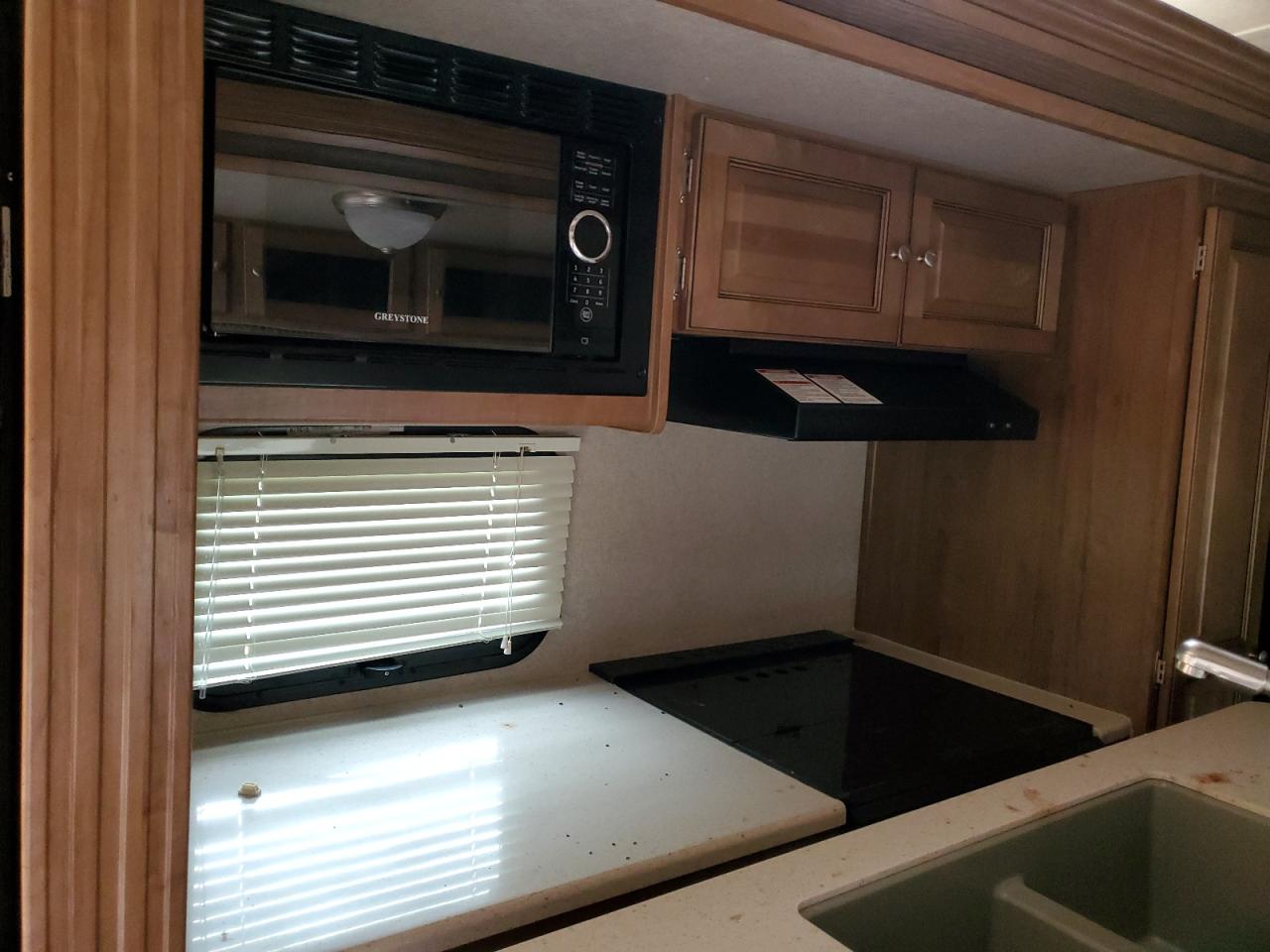 Lot #3301629626 2017 FLAG STAFF 23IKSS