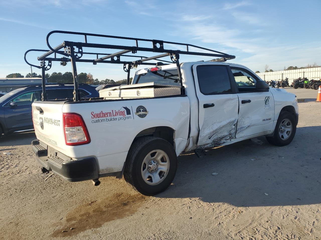 RAM 1500 TRADESMAN