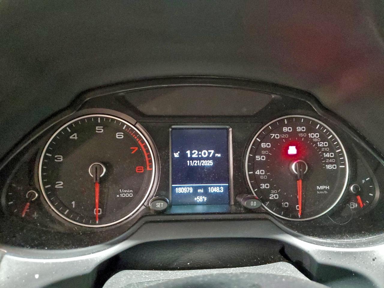 AUDI Q5 PREMIUM PLUS