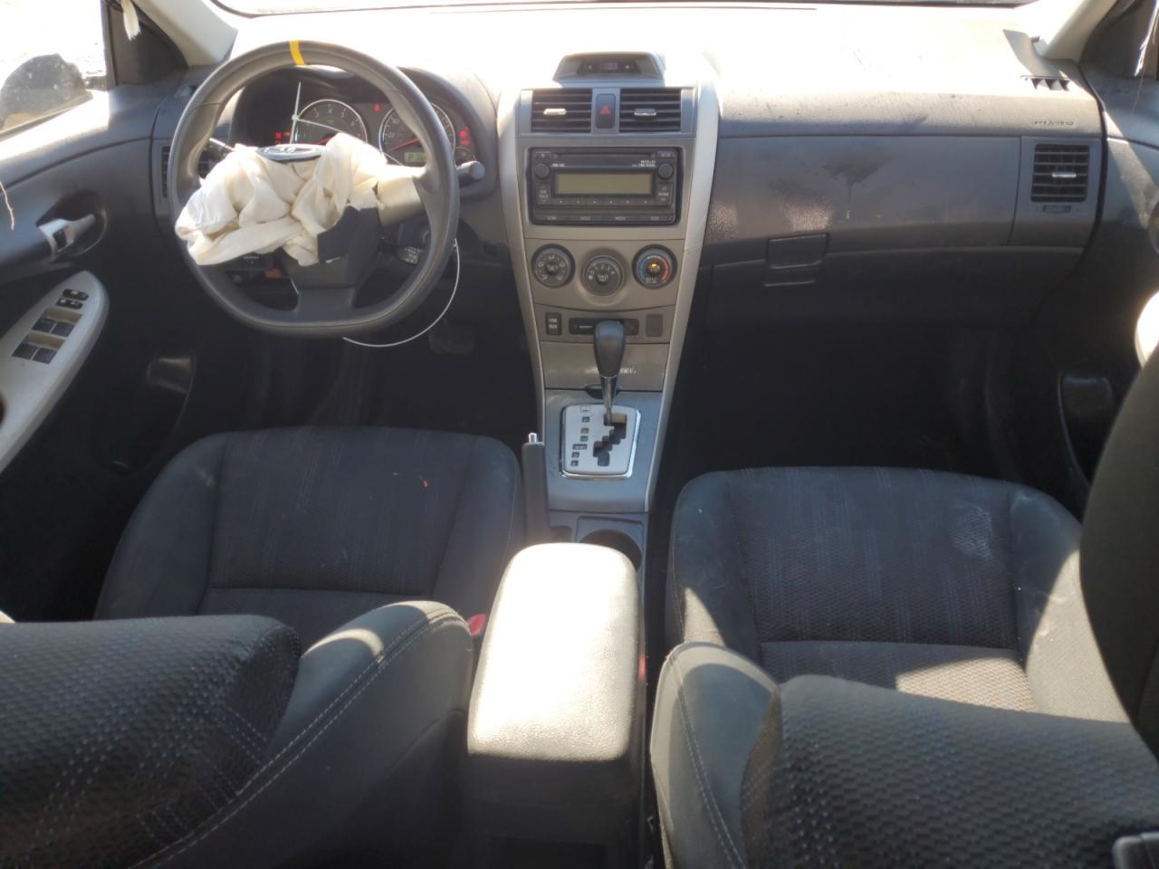 TOYOTA COROLLA BASE