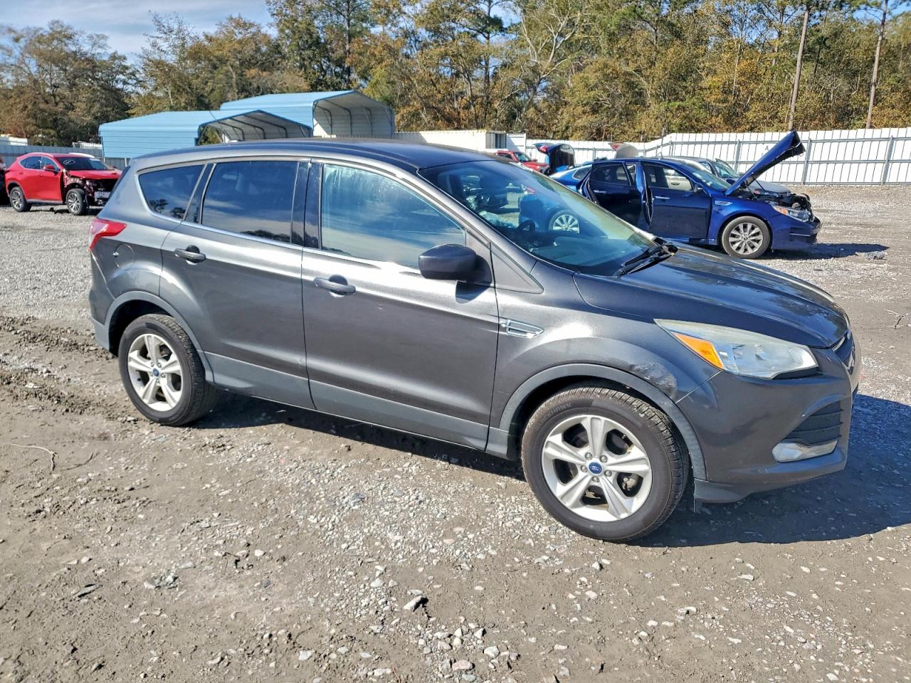 FORD ESCAPE SE