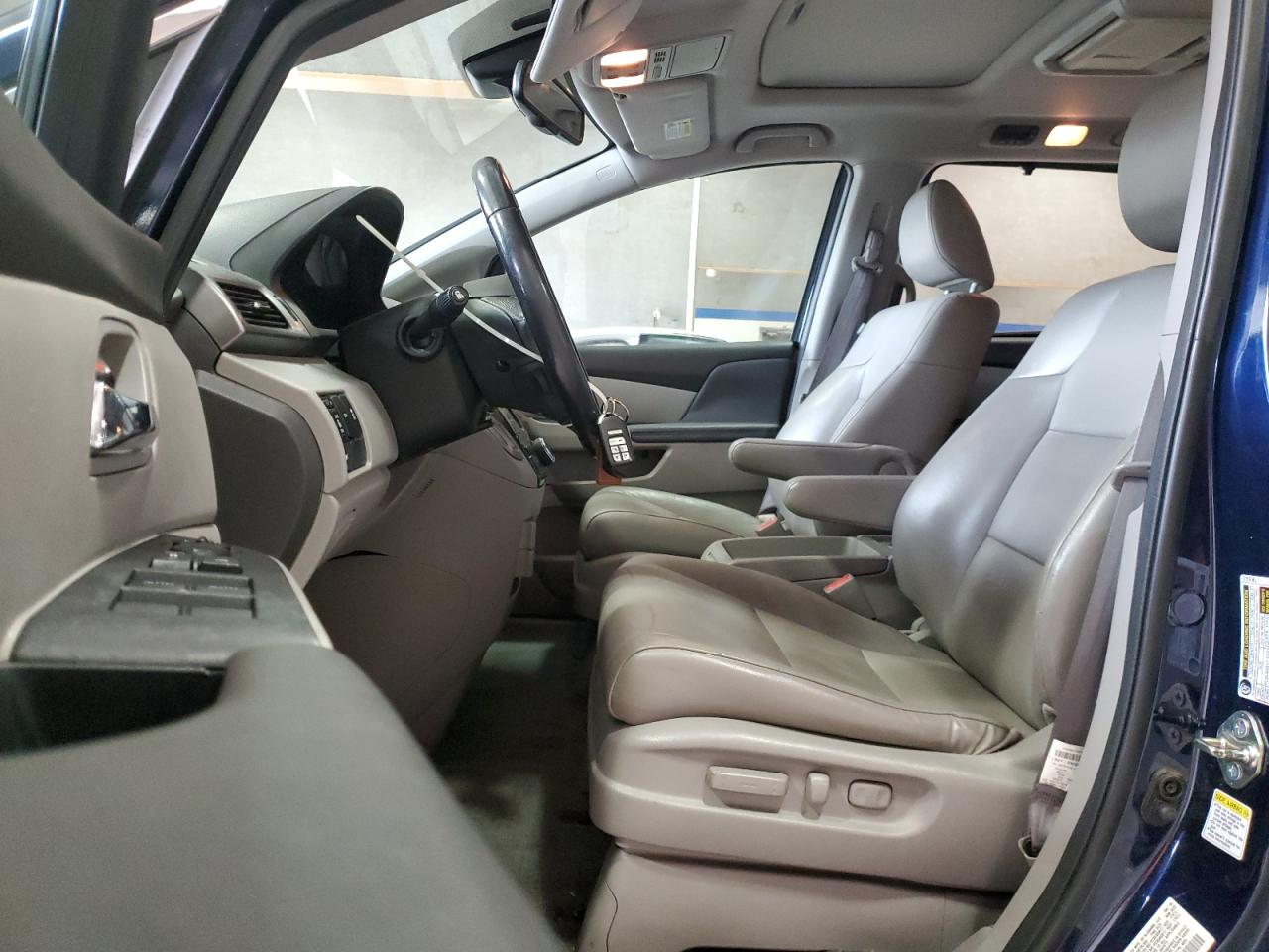 Lot #3302870942 2016 HONDA ODYSSEY EX